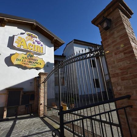 Gli Acini Bed & Breakfast Pietra dei Giorgi Exterior foto